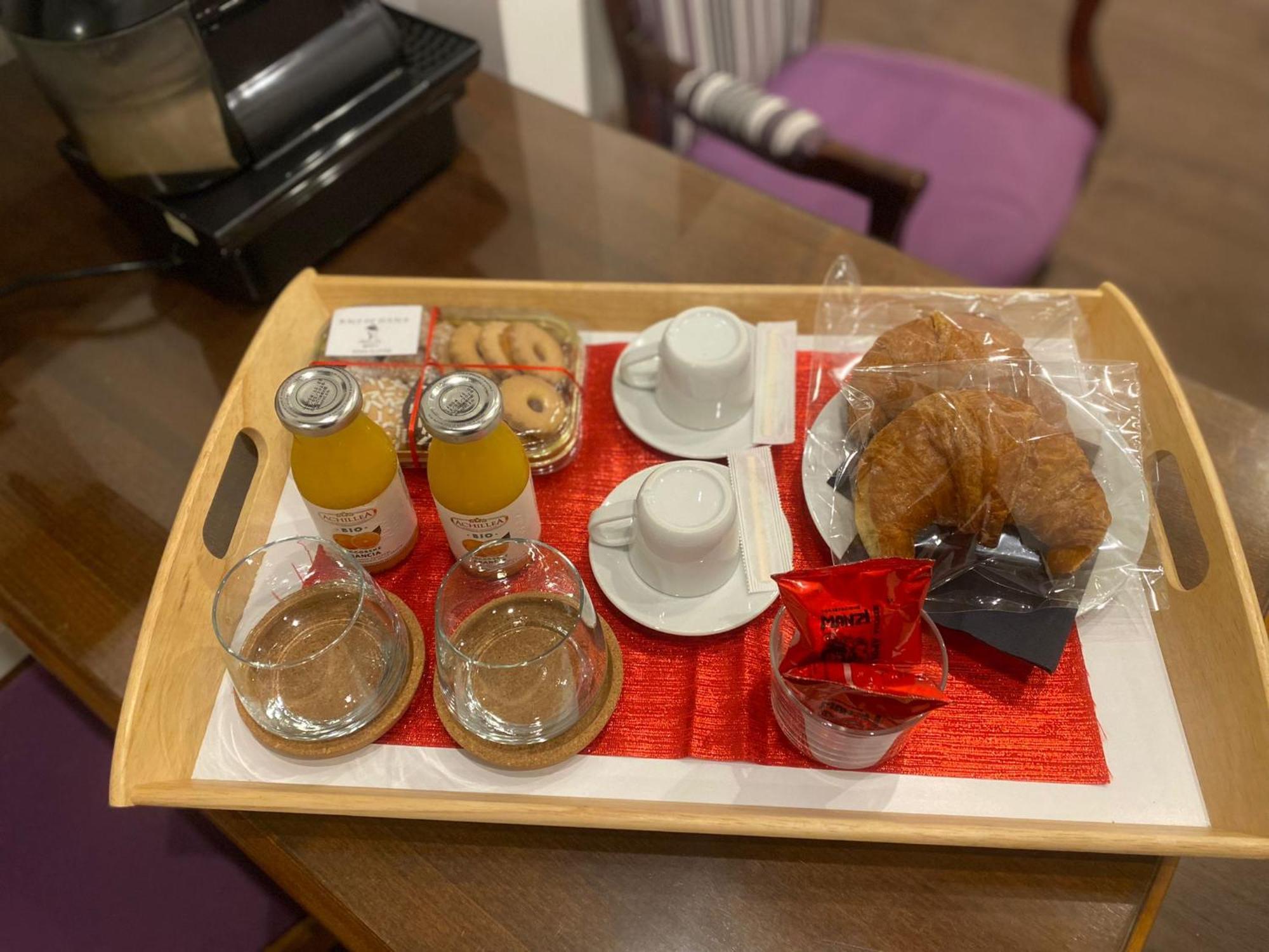 Vicolo Delle Belle Suite Террачина Екстер'єр фото